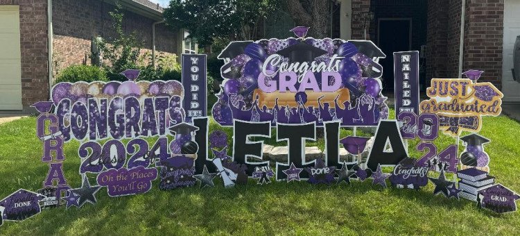 Purple Graduation Yard Card