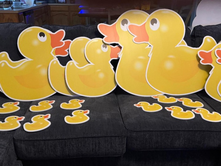Duck yard card